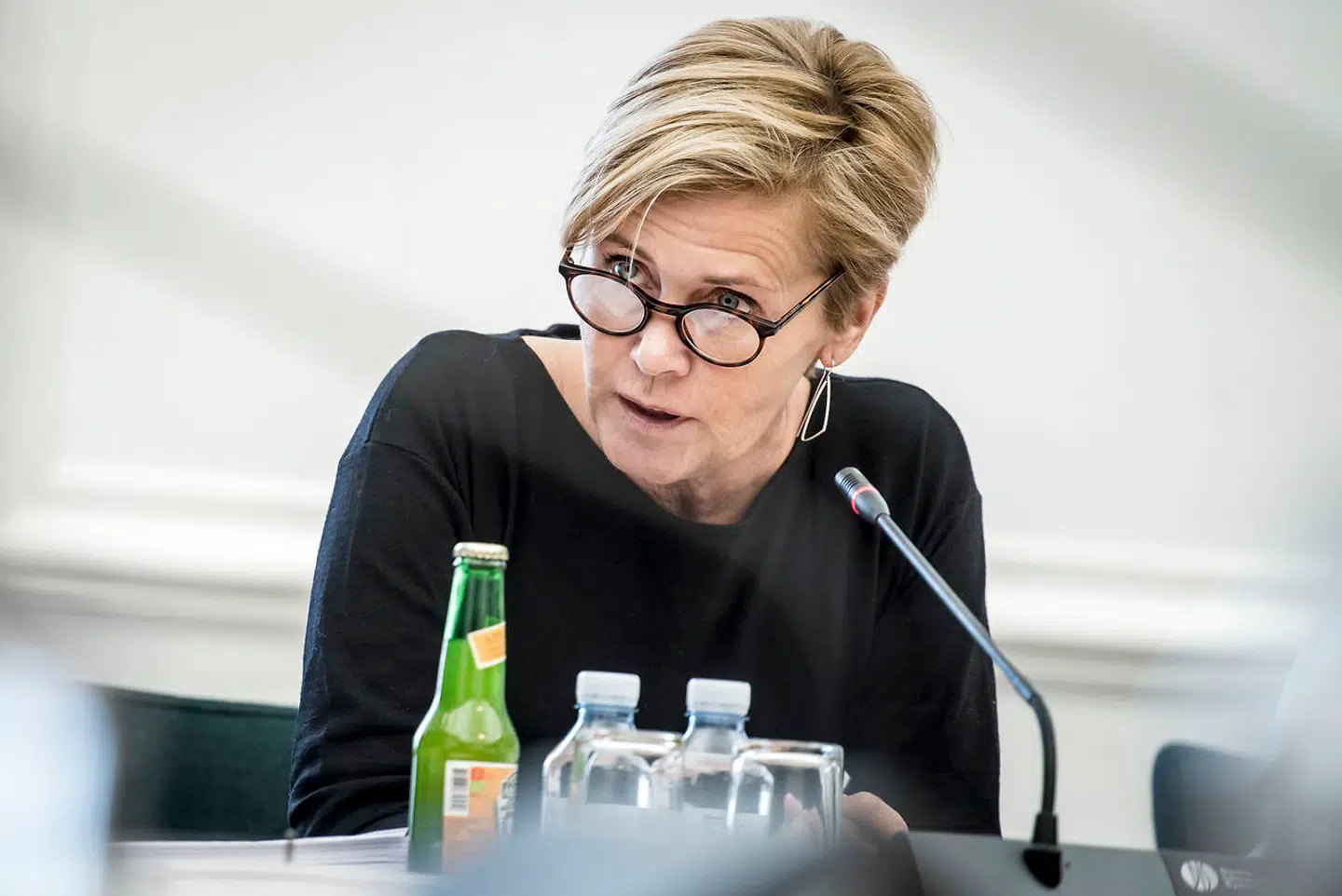 De omdiskuterede rygter om sexchikane på Forfatterskolen nåede vej til kulturminister Mette Bocks bord.