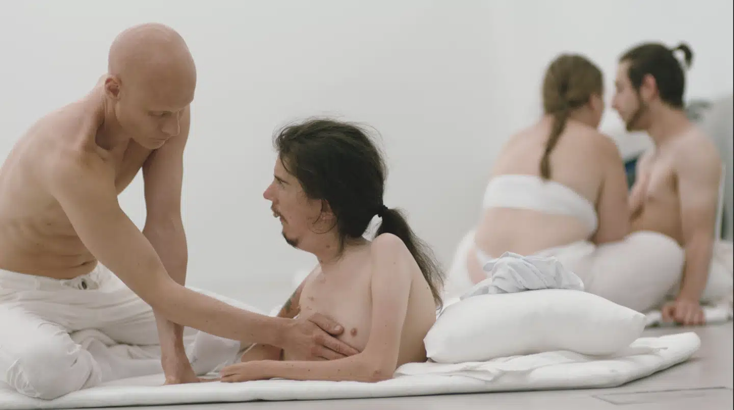 Islandske Tomas Lemarquis, kendt fra blandt andet »Nói Albinói«, spiller over for multihandicappede Christian Bayerlein, der også i virkeligheden er en aktiv fortaler for handicappedes ret til et (godt) sexliv.