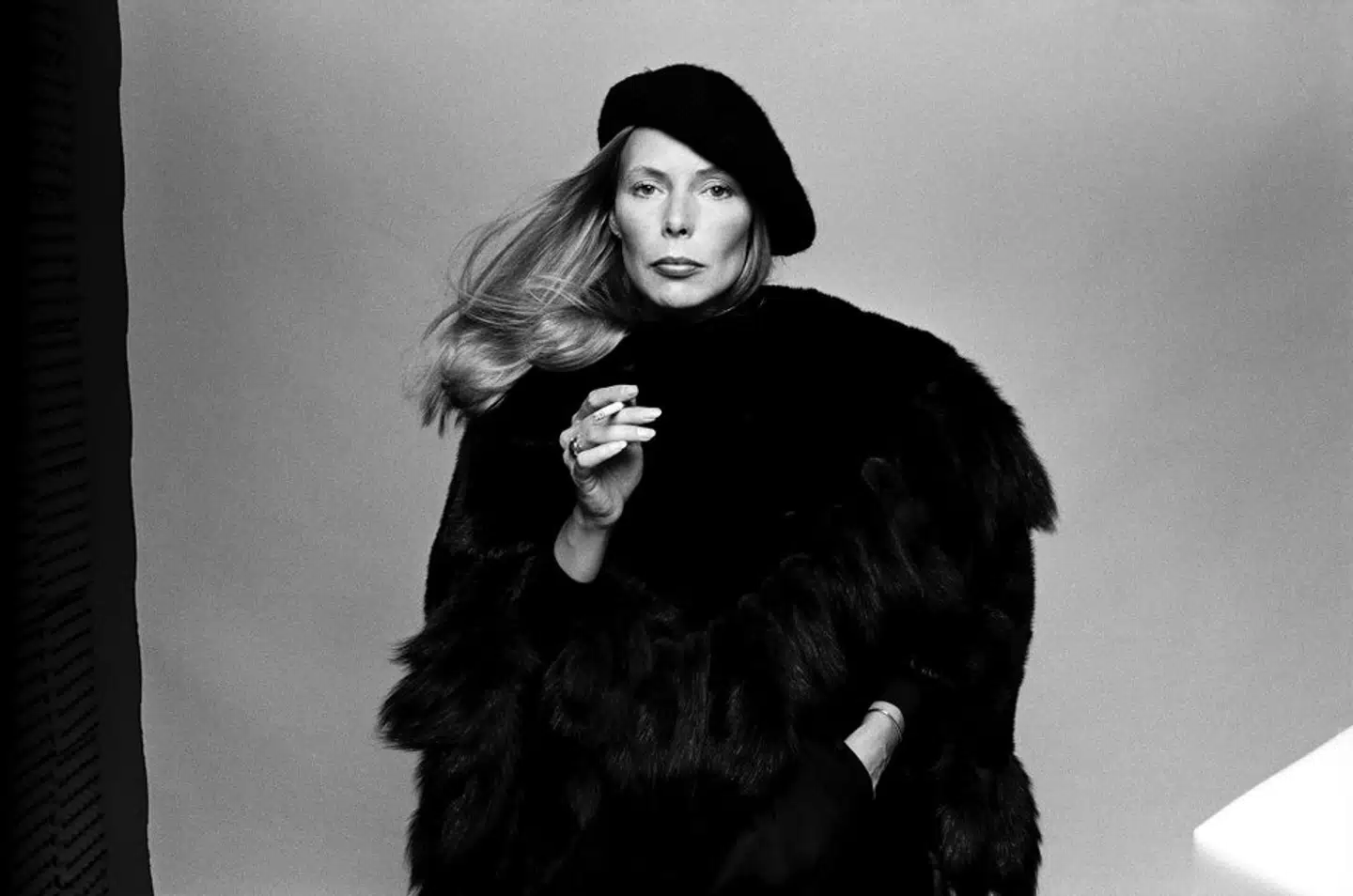 Coveret fra det legendariske album »Hejira« fra 1976 af fotografen Norman Seeff.