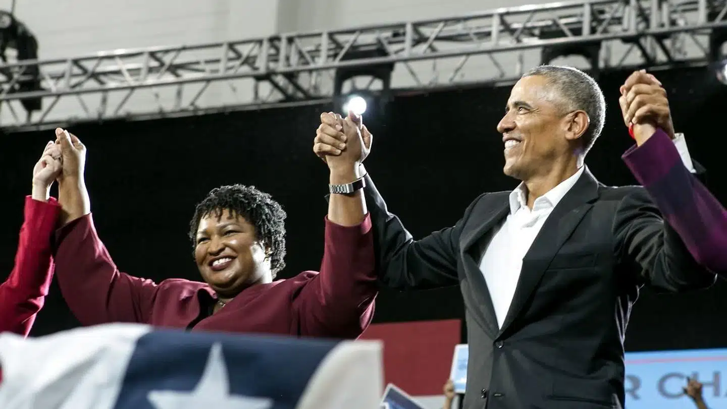 Barack Obama var fredag i Georgia for at støtte statens demokratiske guvernørkandidat, Stacey Abrams.