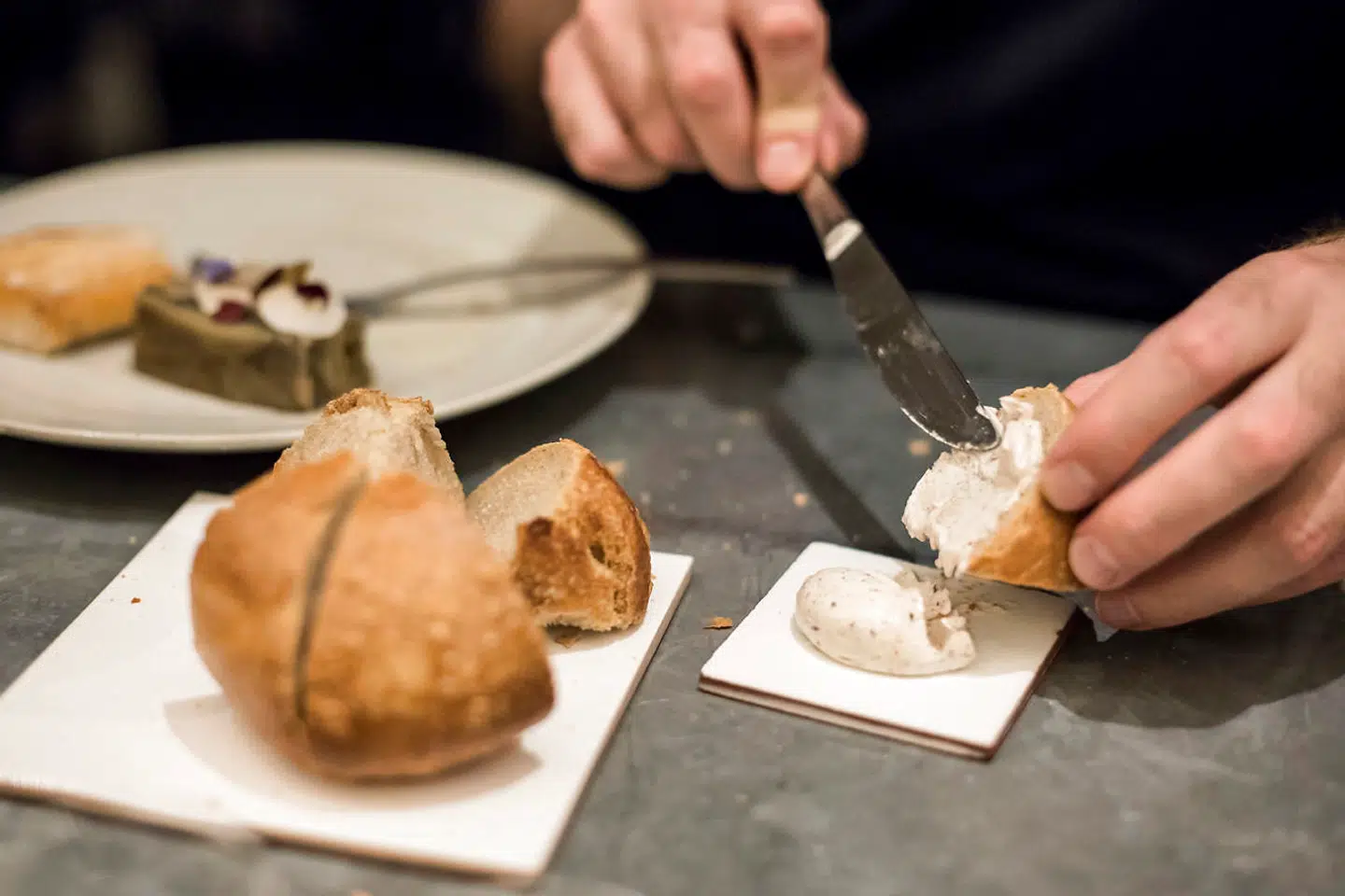 Gastronomiske oplevelser er blevet en hobby for mange danskere, og den udvikling har været med til at bane vejen for accepten af masturdating, mener både Christine Feldthaus og flere restaurantører.