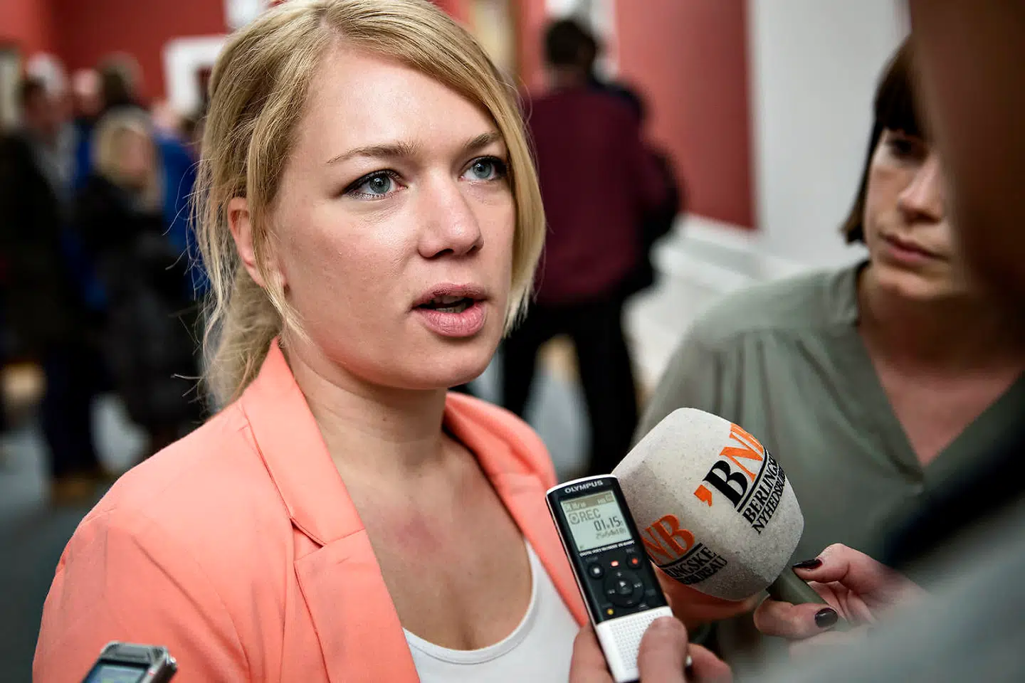 Lisbeth Bech Poulsen (SF) kalder den seneste udvikling i udbyttesagen for »en kæmpe skandale«.