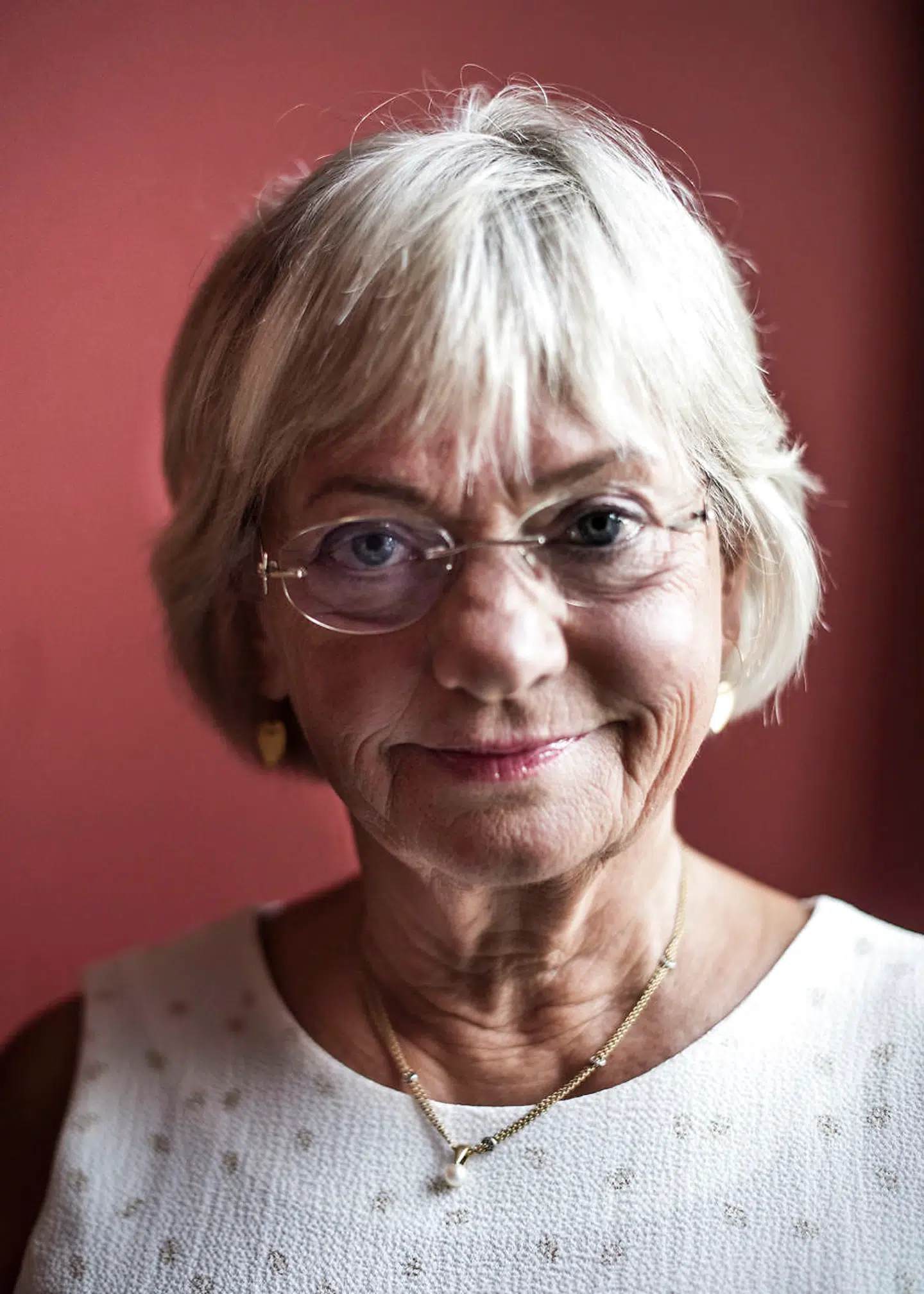 At gå på scenen på Wembley Stadium iført hermelinskåbe, kongekrone, bar overkrop og hvide tights viser noget om performance i særklasse, mener Folketingets formand, Pia Kjærsgaard.