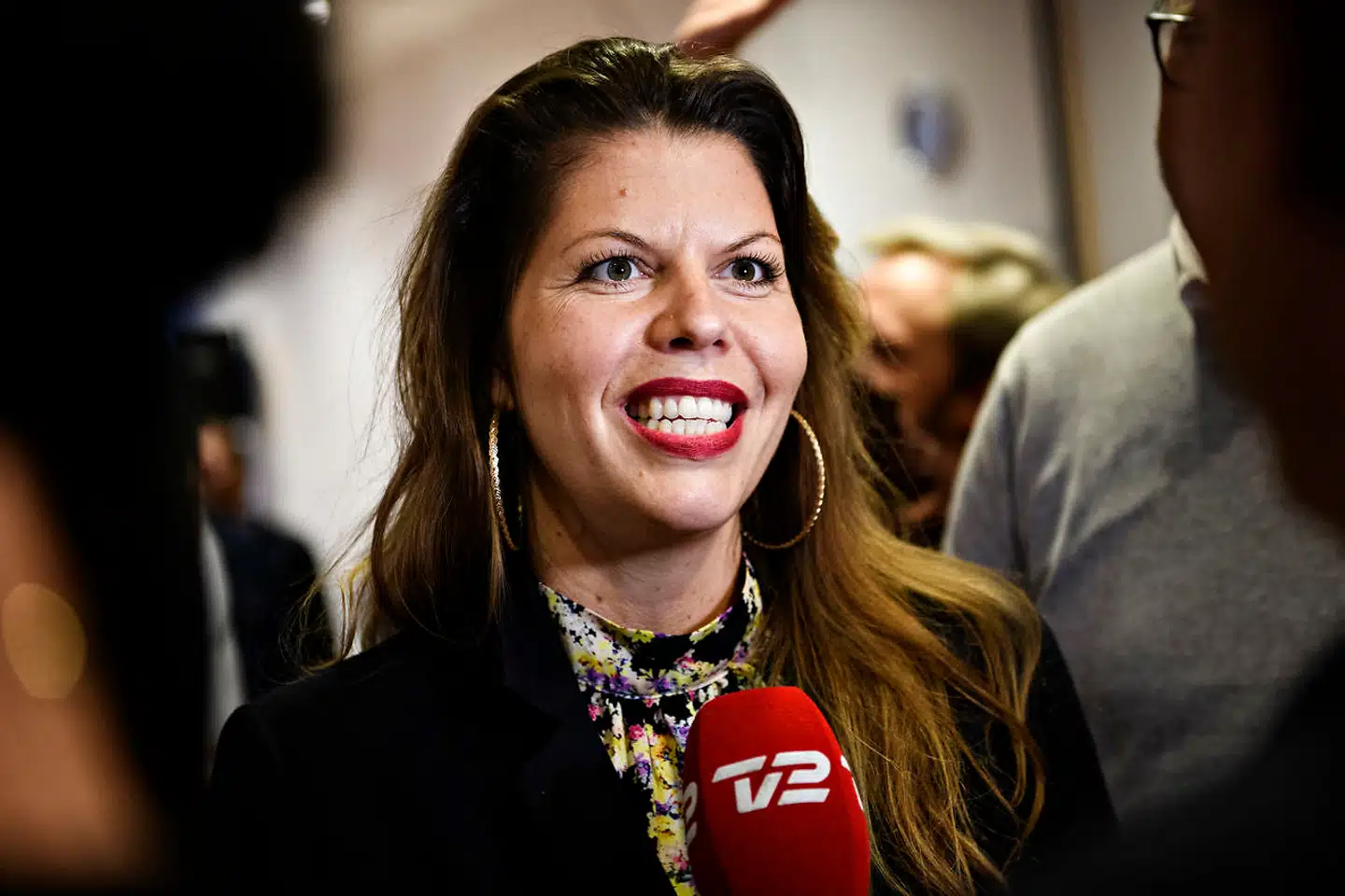 Franciska Rosenkilde taler med pressen, efter at Alternativet i København har valgt hende som kulturborgmester på Kulturstationen i Vanløse søndag den 28. oktober 2018. Foto: Philip Davali/Ritzau Scanpix