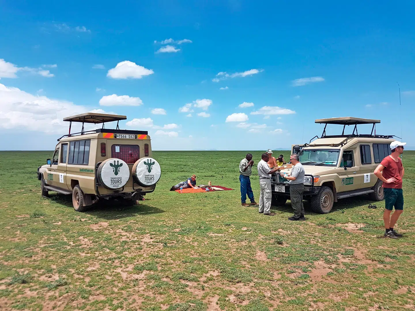 Der er altid mange andre biler på Safari, men alligevel føler man aldrig, at parkerne er overrendt.
