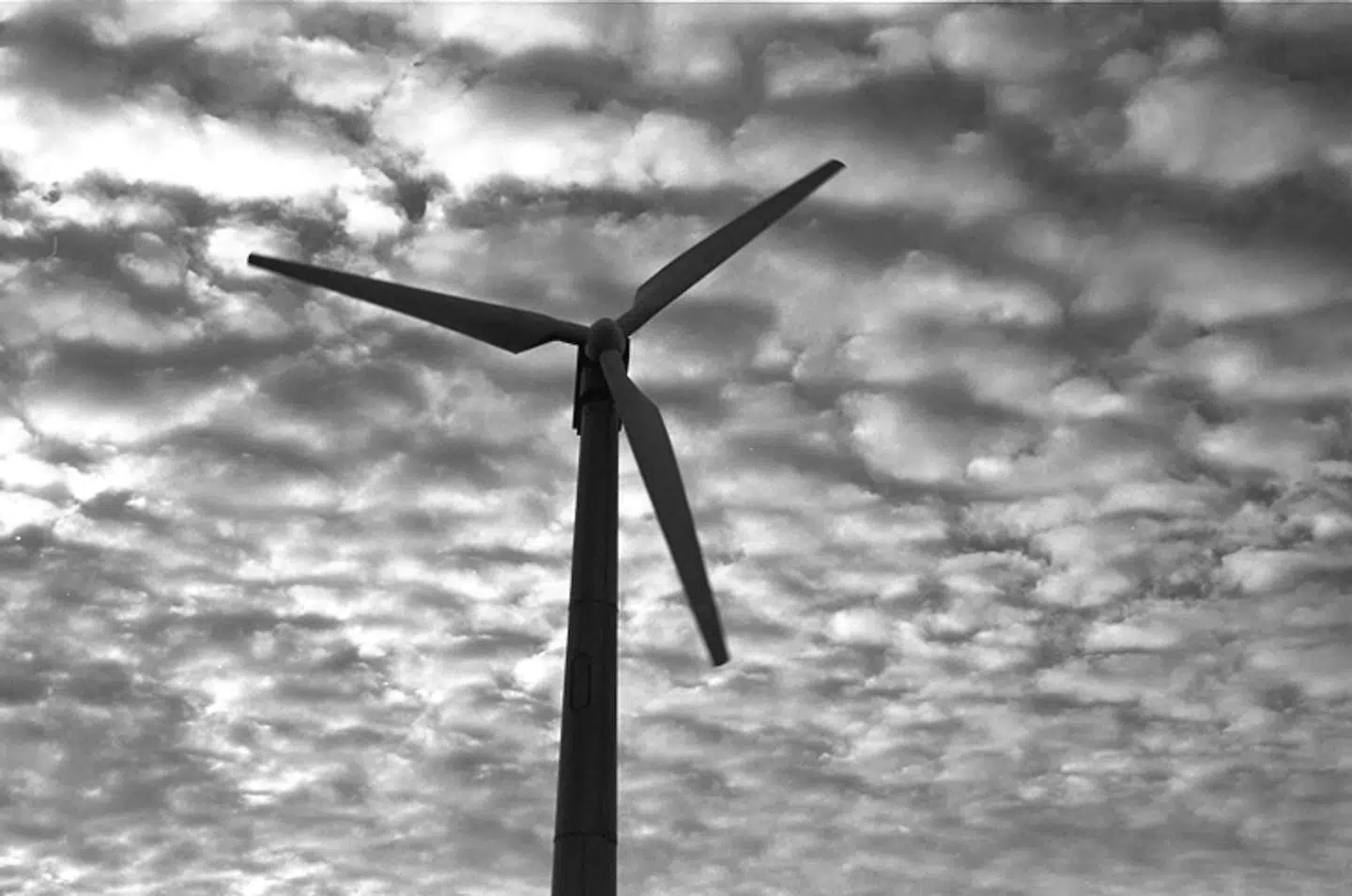 »Jeg synes kun, at vi skal give den fuld gas på at få bygget nogle sikkerhedsventiler på vores infrastruktur, så den kan tåle at blive hacket, uden at det vælter hele Danmark,« lyder Jesper Lund Hedegaards opfordring til politikerne.