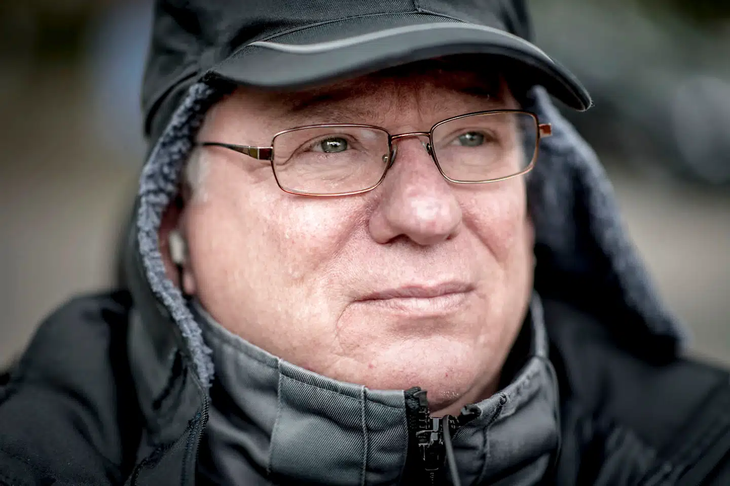 Kim Osbøl blev mandag idømt bøde på 5.000 kr. for at chikanere sagsbehandlere på Jobcenter Lærkevej i Københavns nordvestkvarter, hvor hans sag bliver behandlet. Dommen får ham dog ikke til at stoppe kampen.