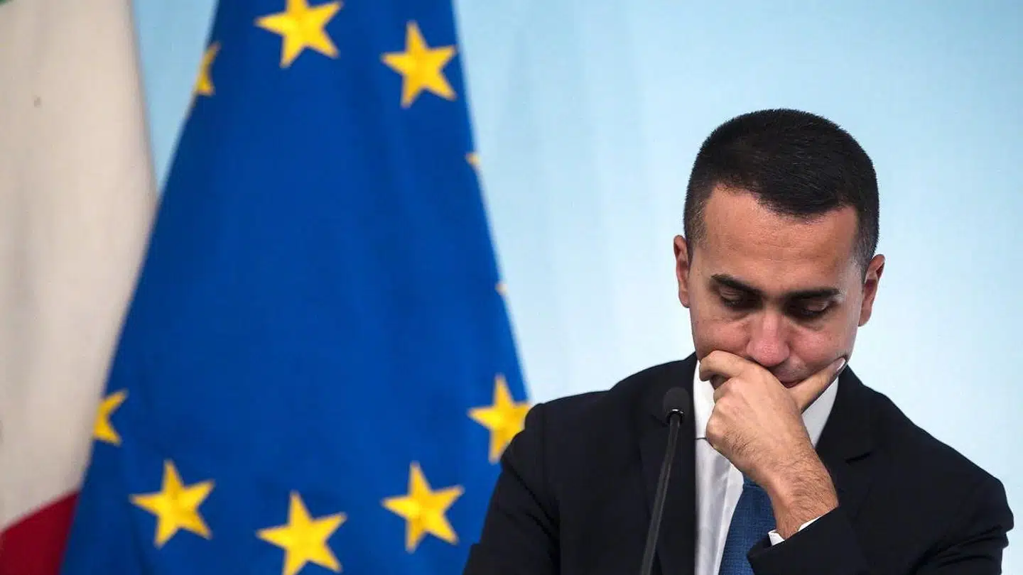 Vicepremierminister og leder af den EU-skeptiske Femstjerne-bevægelse, Luigi Di Maio, er ikke overrasket over reaktionen fra EU. Ifølge DR.dk skriver han på facebook, at det er en finanslov lavet i Italien og ikke i Bruxelles. EPA/ANGELO/Ritzau Scanpix