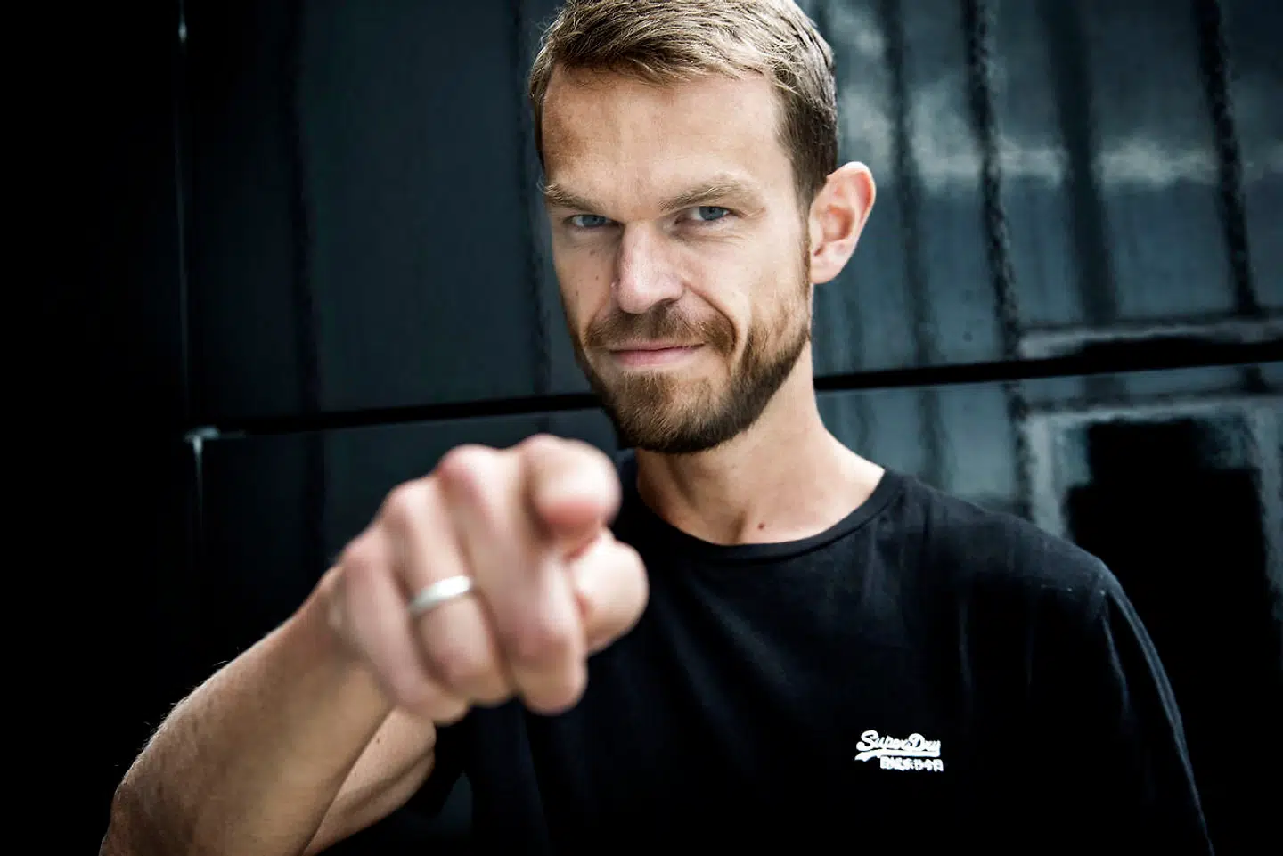 Svend Brinkmann, psykologiprofessor og forfatter, har et fast ritual: Han læser altid, inden han lægger sig til at sove. Foto: Liselotte Sabroe Ritzau Scanpix