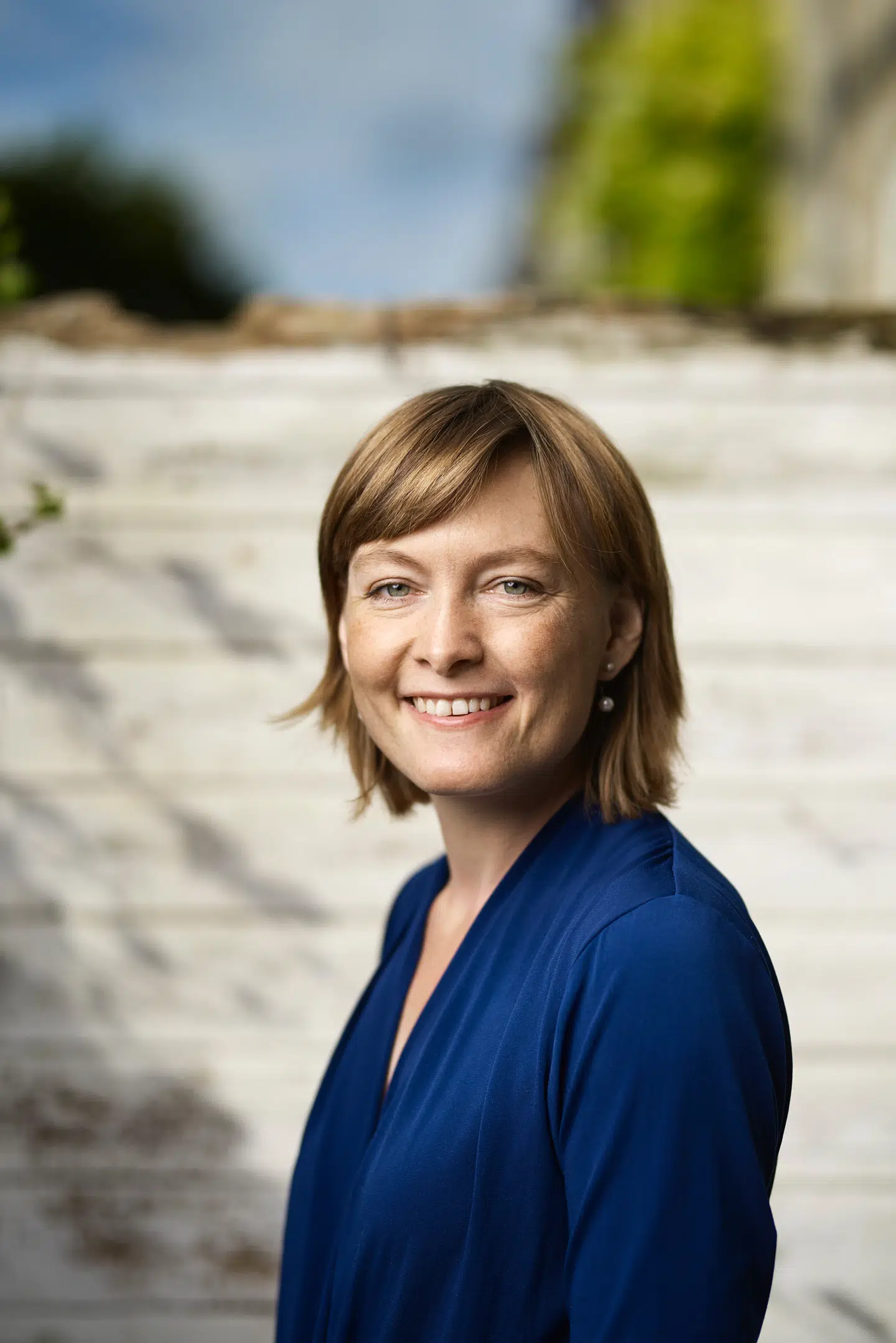 Professor Rebecca Adler-Nissen: »Der har været meget fokus på unge mennesker, på mobning på nettet og digital dannelse i folkeskolen. Men de ældre har en større tendens til at blive eksponeret for disinformation og sprede den videre uden at tænke nærmere over det.«