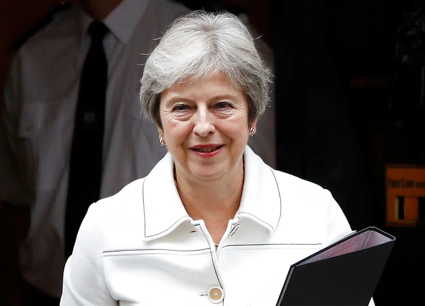 Storbritanniens premierminister Theresa May foran 10 Downing Street i London, 15. oktober 2018. REUTERS/Peter Nicholls