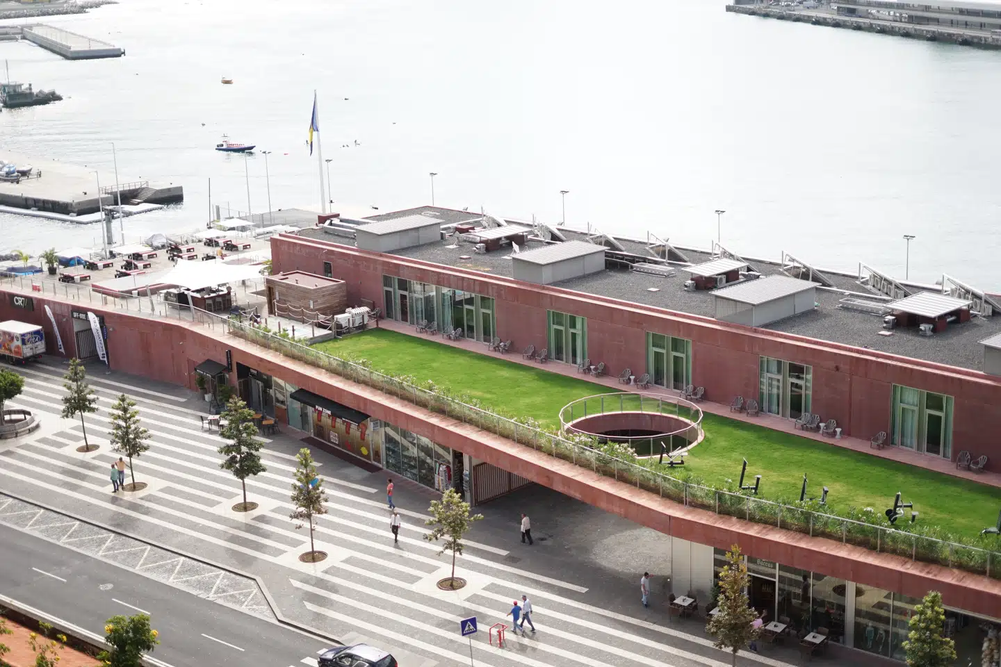 I Funchal findes der naturligvis et museum dedikeret til byens mest berømte søn: fodboldstjernen Cristiano Ronaldo.