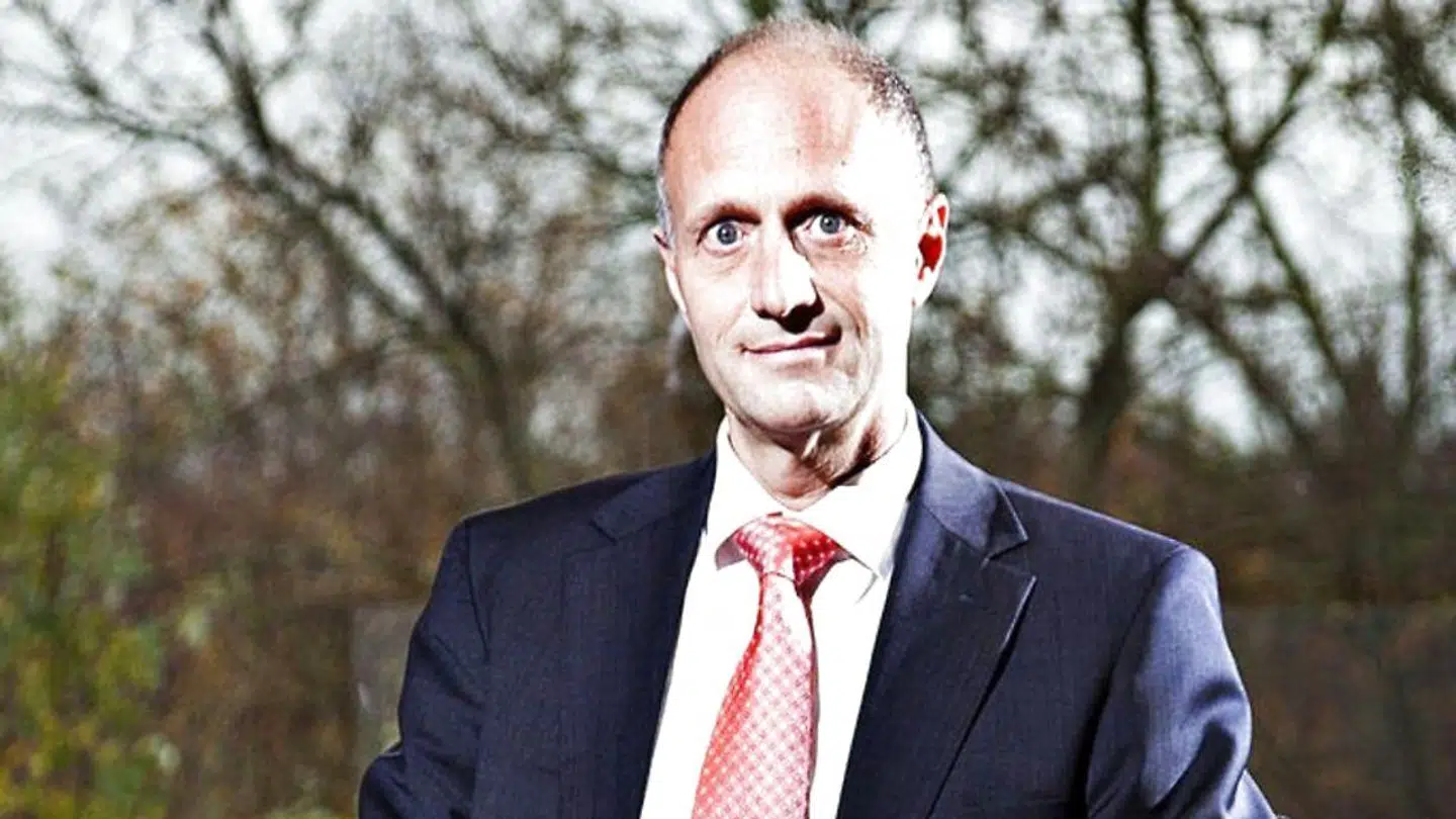 Sammen med to andre bestyrelsesmedlemmer træder Jens Bager ud af bestyrelsen for Poul Due Jensens Fond. Fonden skriver i en pressemeddelelse skriver, at det skyldes uenighed om strategien.