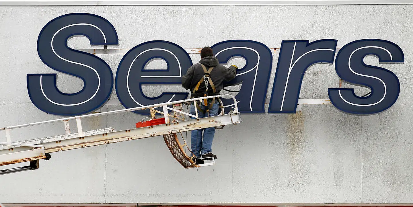 ... betalingsstandsning eller ej, det går virkelig ikke med et defekt skilt.