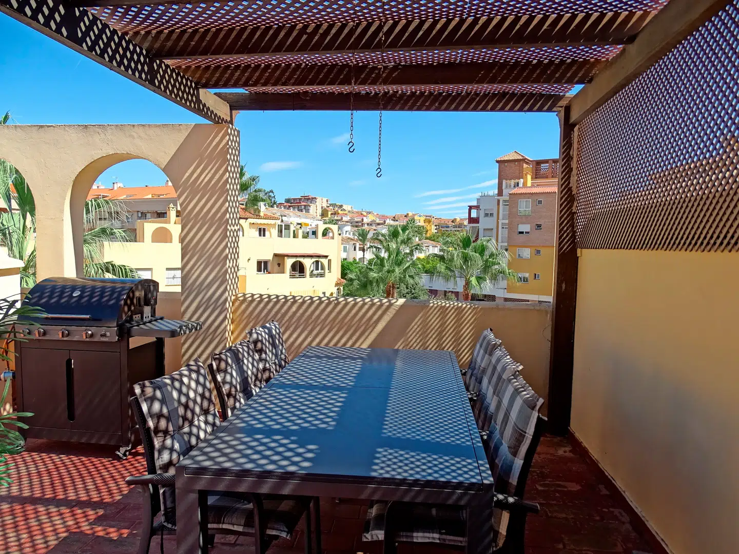 96 kvm bolig på Costa del Sol i Spanien til 285.000 euro, svarende til godt 2,1 mio. kr. Foto: Casa Una