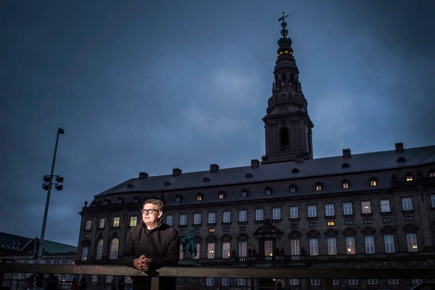 Beskæftigelsesminister Troels Lund Poulsen (V) har præsenteret regeringens foreløbigt to udflytningsrunder under navnene »Danmark i balance« og »Danmark i balance II«. Her er han aftenen før præsentationen af de seneste udflytninger.