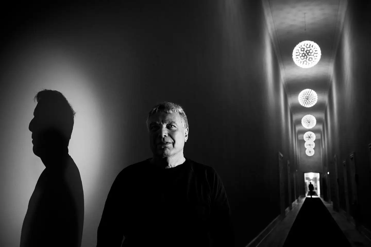 Uffe Elbæk, politisk leder for Alternativet, har set lyset med tre nye velstandsmål til at erstatte den evige jagt på bnp-vækst, men de alternative velstandsmål er en skygge af bnp. Der er en klar sammenhæng mellem bnp-vækst og alternative velstandsmål. Foto: Søren Bidstrup