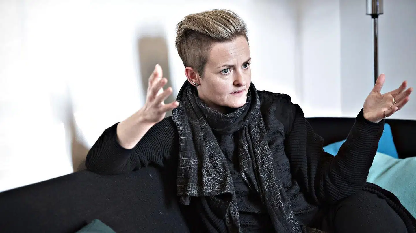 Pernille Rosentkrantz Theil retter skarp kritik af Socialministeriet.