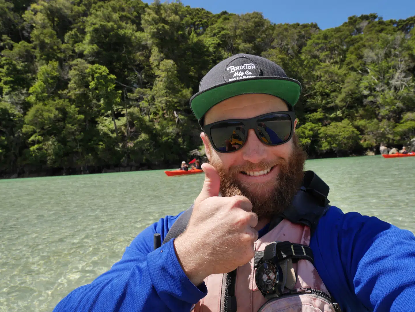 Vores guide har lagt en lille hilsen til os på kameraet og taget en selfie, efter at han har taget fotos af os.