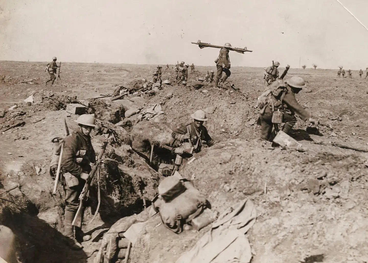 Britiske soldater før angreb ved Somme.Scanpix.