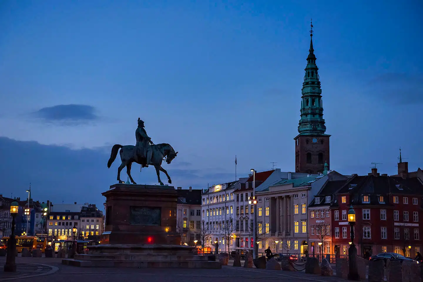 »Kære alle jer, der føler, at hovedstaden i øjeblikket er under et massivt og stormfuldt angreb fra alle sider: Intet kunne være mere forkert,« skriver Kim Ruberg.