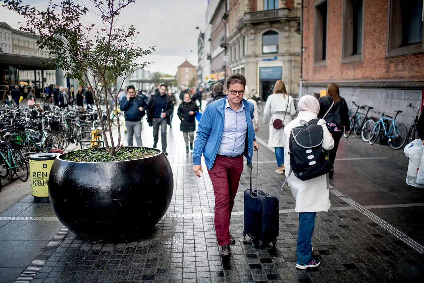 Blomsterkummerne i støbejern kan ifølge produkt- og salgschef i GH Form Christian Wolff-Petersen laves, så de vejer helt op til syv ton.