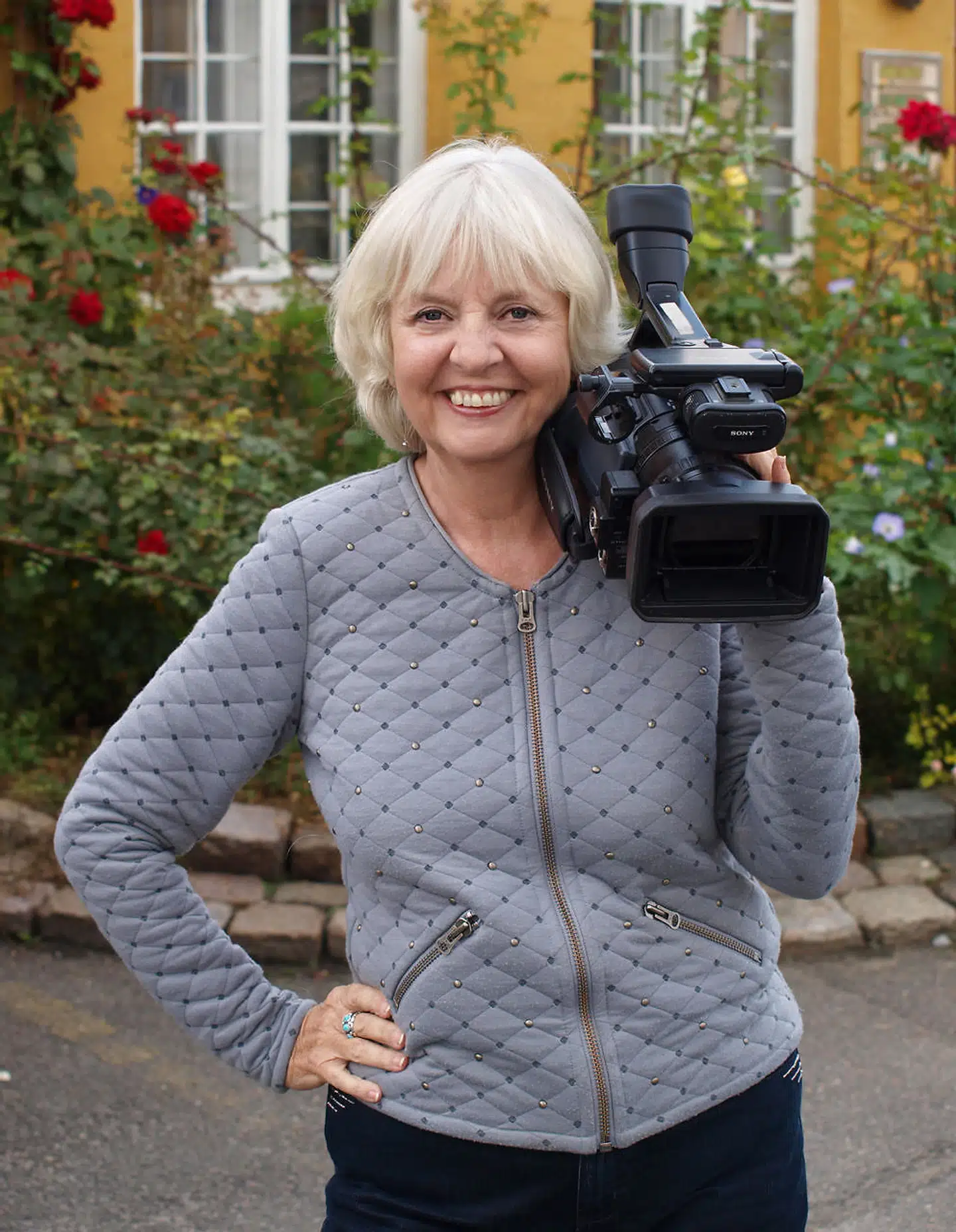 Mette Knudsen har aldrig været bange for at bruge sig selv eller sige sin mening –som en lille, men stærk del af den store historie.