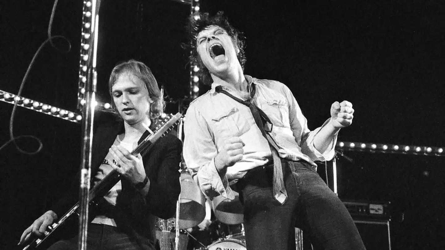 Kim Larsen på scenen i april 1980.