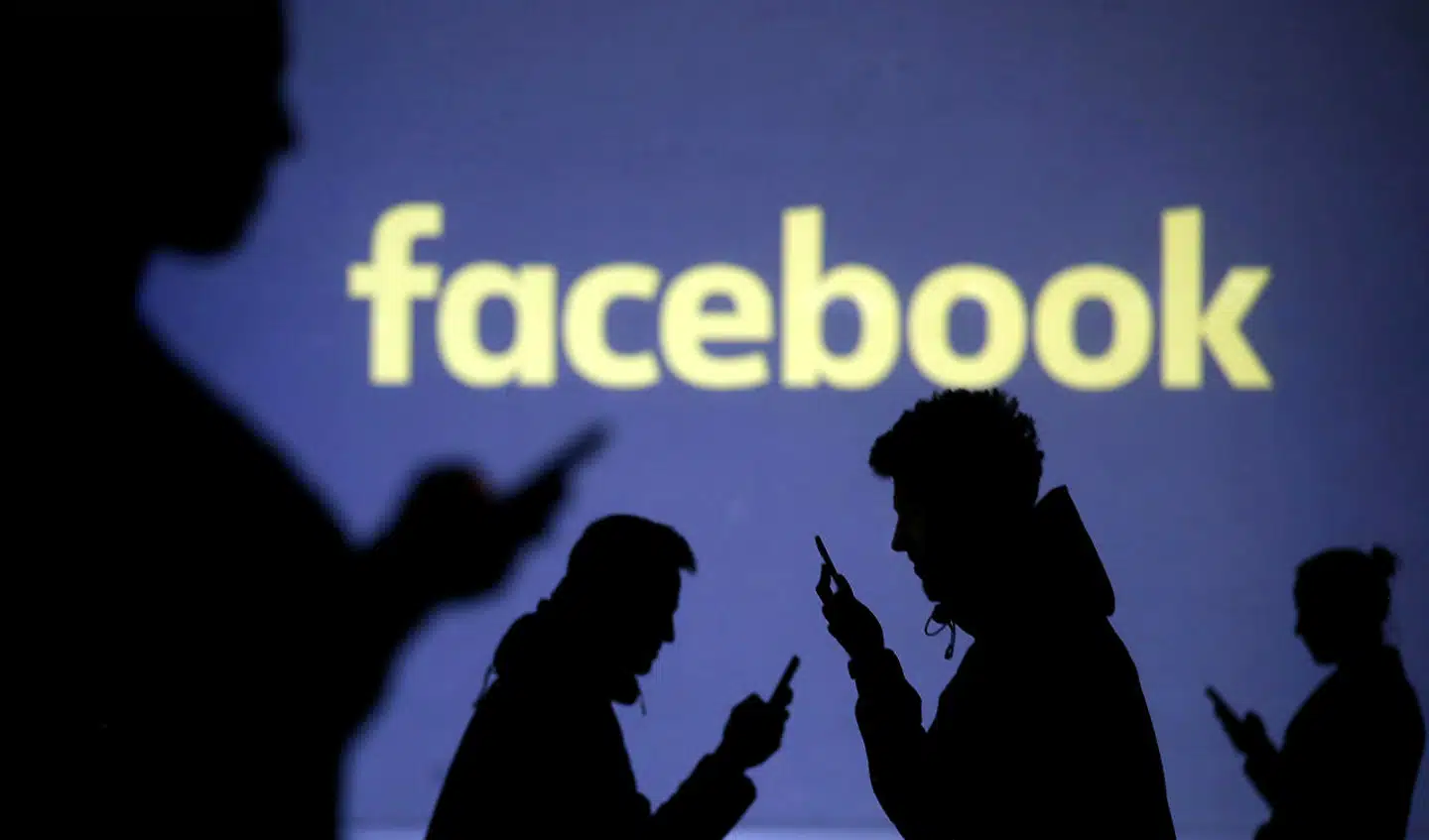 Facebook oplyser, at personerne bag hackerangrebet brugte funktionen "view as" (se som.red), hvormed de kunne overtage andres konti.