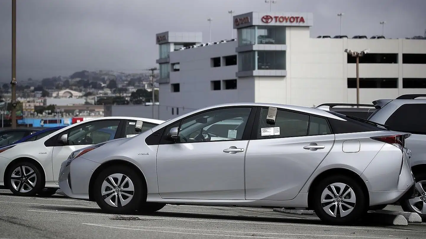 Udbredelsen af selvkørende biler og delebiler vil ramme bilsalget. Derfor arbejder japanske Toyota på at opbygge nye markeder før konkurrenterne. Arkivfoto: Justin Sullivan, Getty Images/AFP/Scanpix