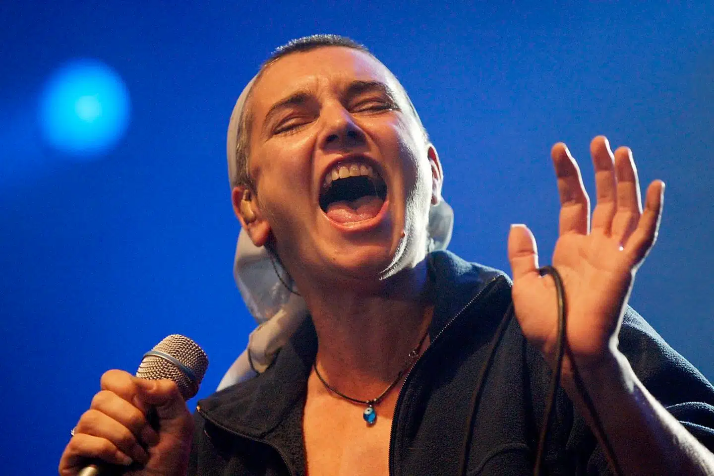 Sinéad O'Connor brød med katolicismen, og i 2018 konverterede hun til islam.