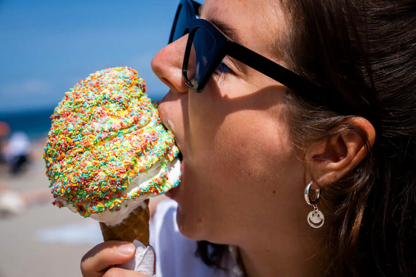 Danskerne må stadig væbne sig med tålmodighed i forhold til at få det helt gode sommervejr igen.