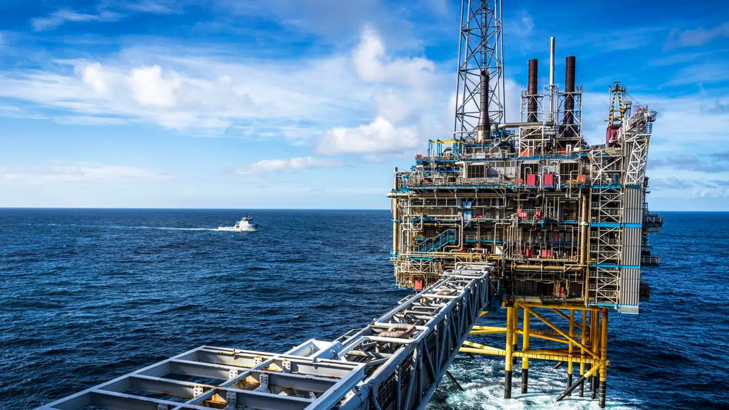 FILE – The Sleipner A gas platform, Norway, OCT. 1, 2022 as a Coast Guard ship patrons around the platform. Norwegian oil and gas workers normally don’t see anything more threatening than North Sea waves crashing against the steel legs of their offshore platforms. But lately they have noticed a more troubling sight: unidentified drones buzzing in the skies overhead. (Ole Berg-Rusten/NTB Scanpix via AP, File)
