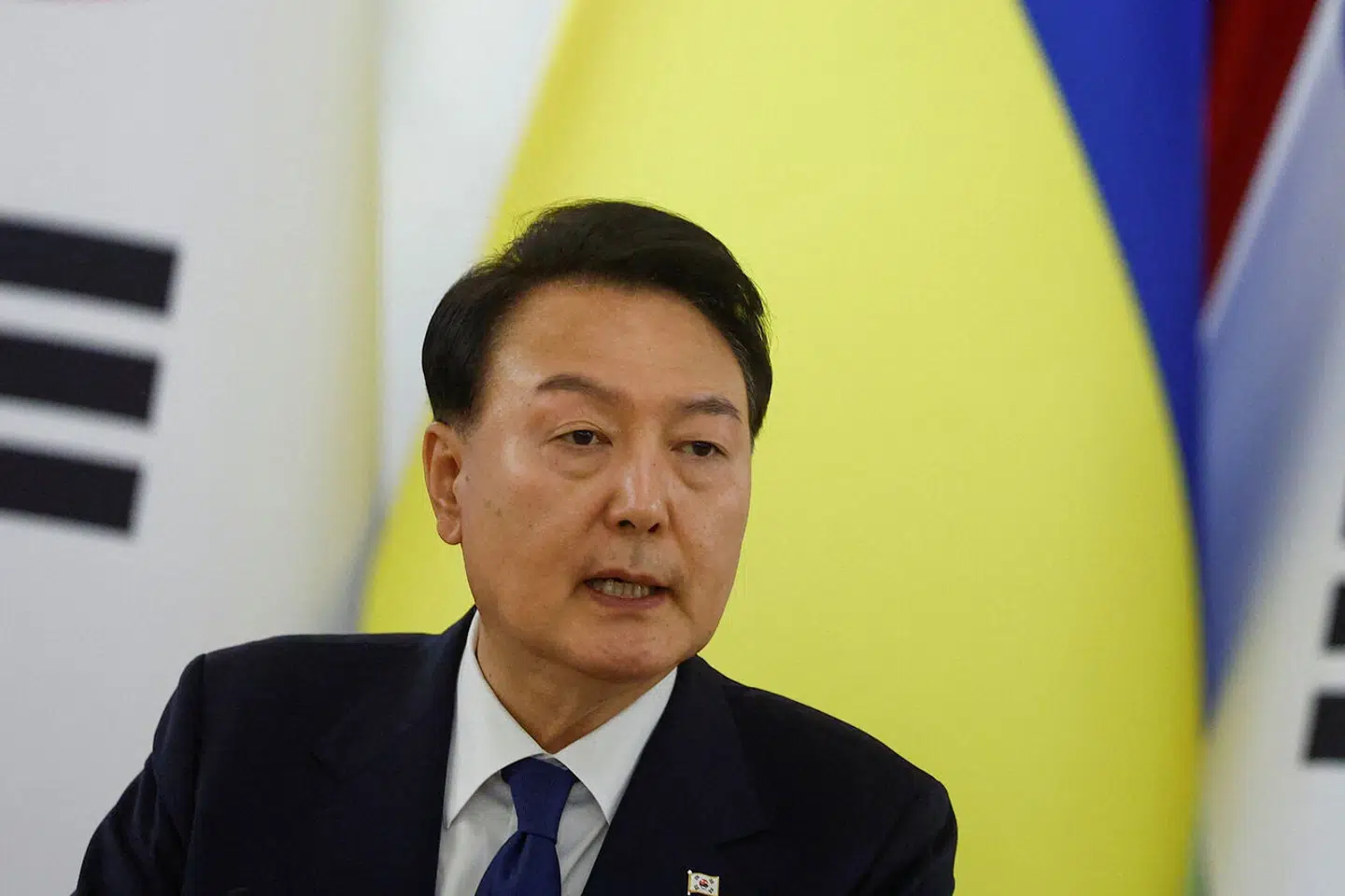 »Regeringen bliver nødt til at indsætte alt politi for at sikre, at offentligheden ikke føler sig utryg.« udtaler Sydkoreas præsident Yoon Suk-yeol (Foto:REUTERS/Valentyn Ogirenko/File Photo/Ritzau Scanpix)