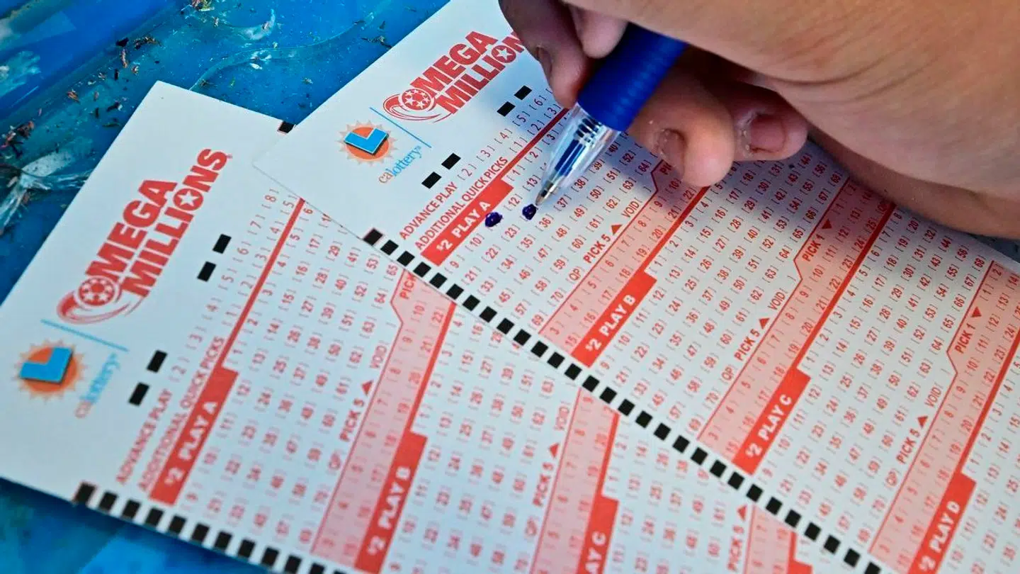 På tirsdag kan førstepræmiepuljen i det amerikanske lotteri Mega Millions sætte ny rekord.