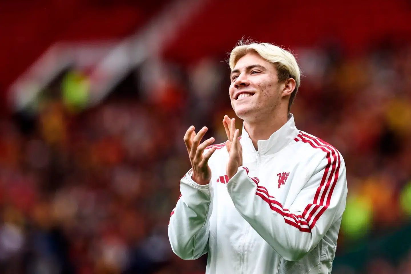 Rasmus Højlund blev præsenteret som ny angriber i Manchester United lørdag eftermiddag.