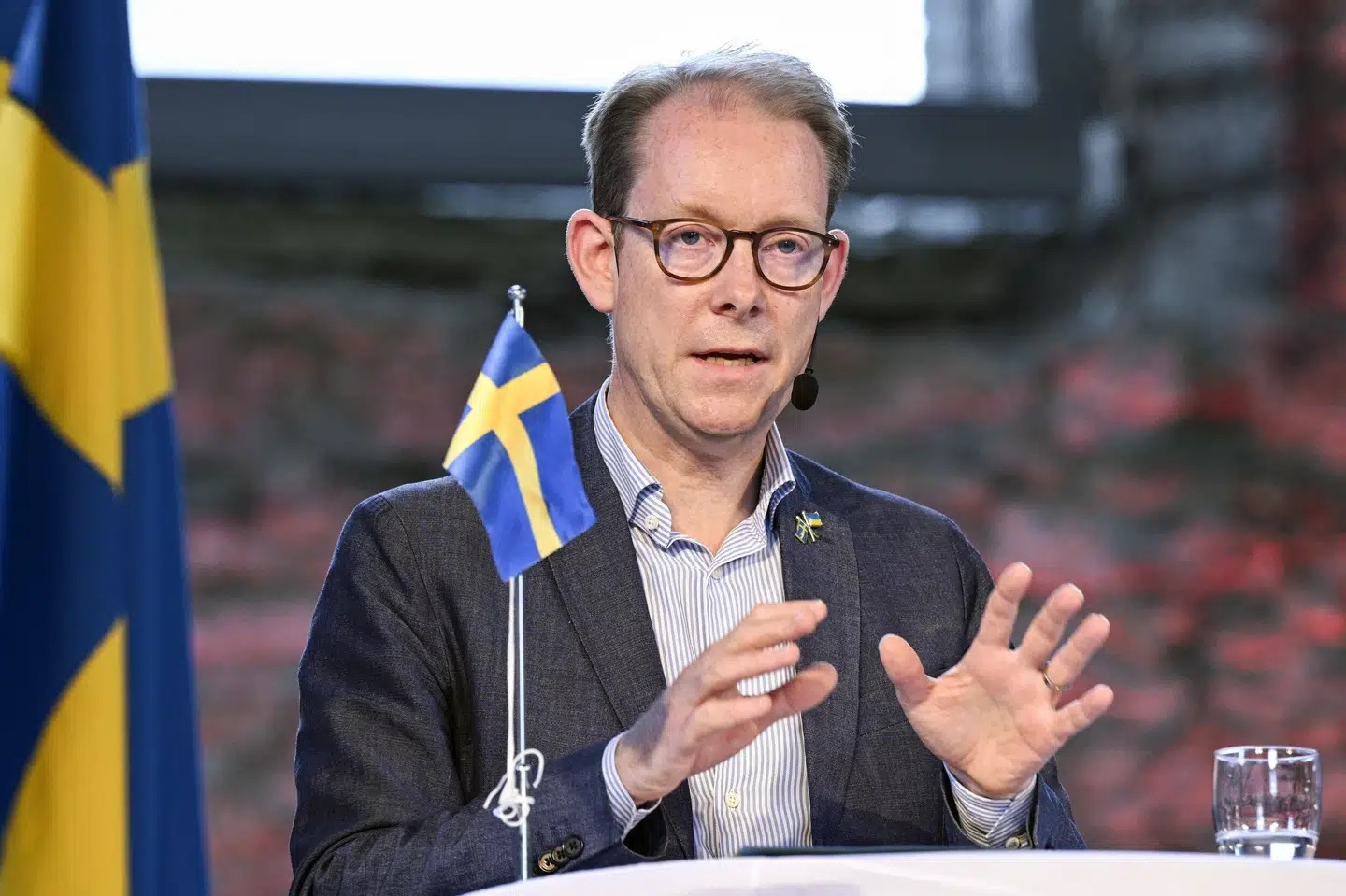 Den svenske udenrigsminister, Tobias Billstrom, havde fredag aften et godt og konstruktivt møde med ambassadører fra Den Islamiske Samarbejdsorganisation, OIC. Anders Wiklund/Ritzau Scanpix