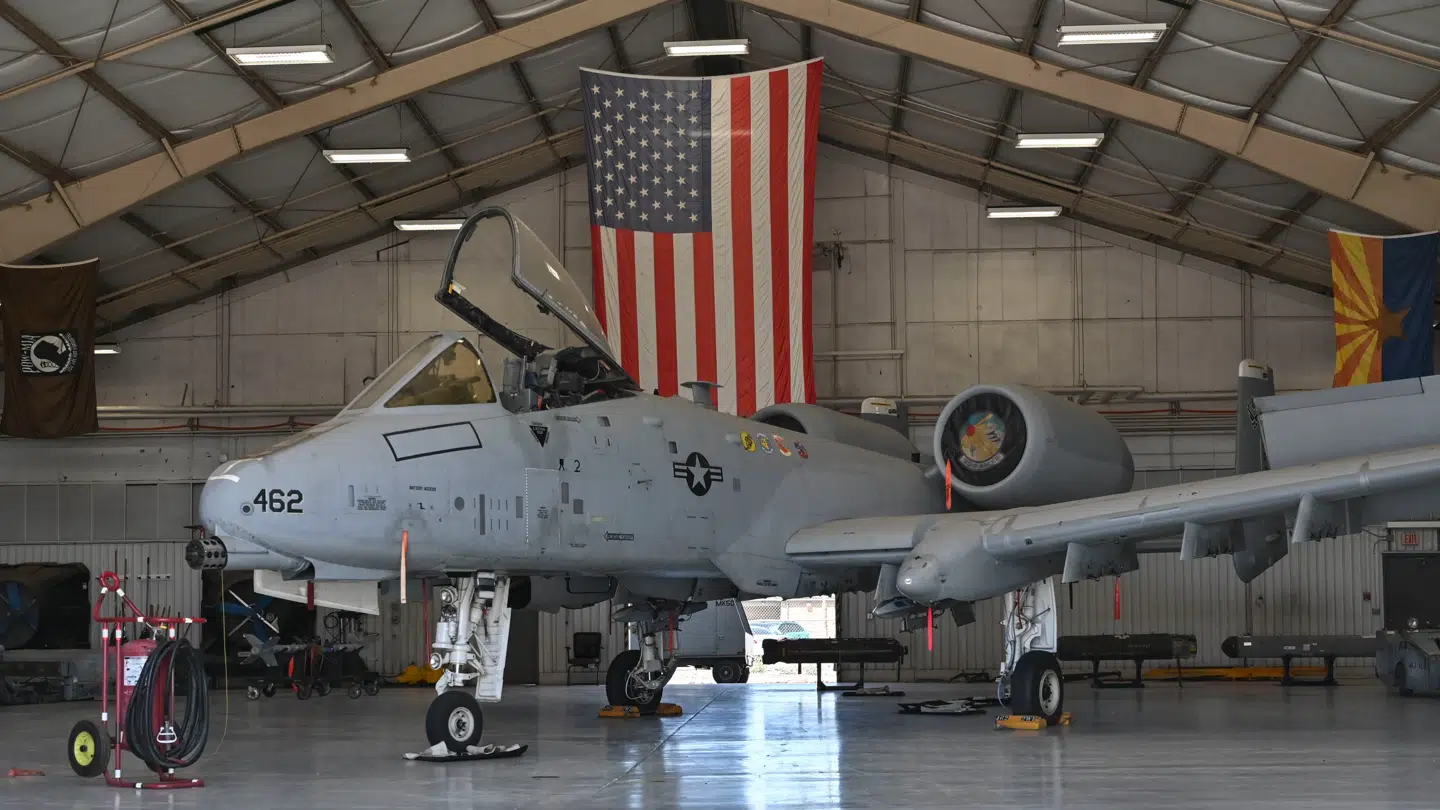 Det var først, da parret var flyttet til Davis-Monthan Air Force Base i Arizona, at Roby Johnson valgte at kontakte politiet.