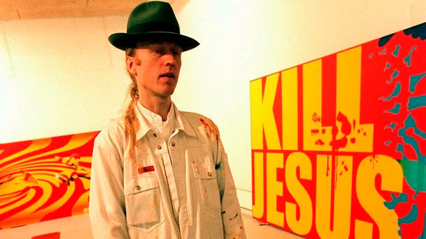 Søren Mosegaard kunne i 1997 varme sine hænder på en brændende bibel i TV uden straf.