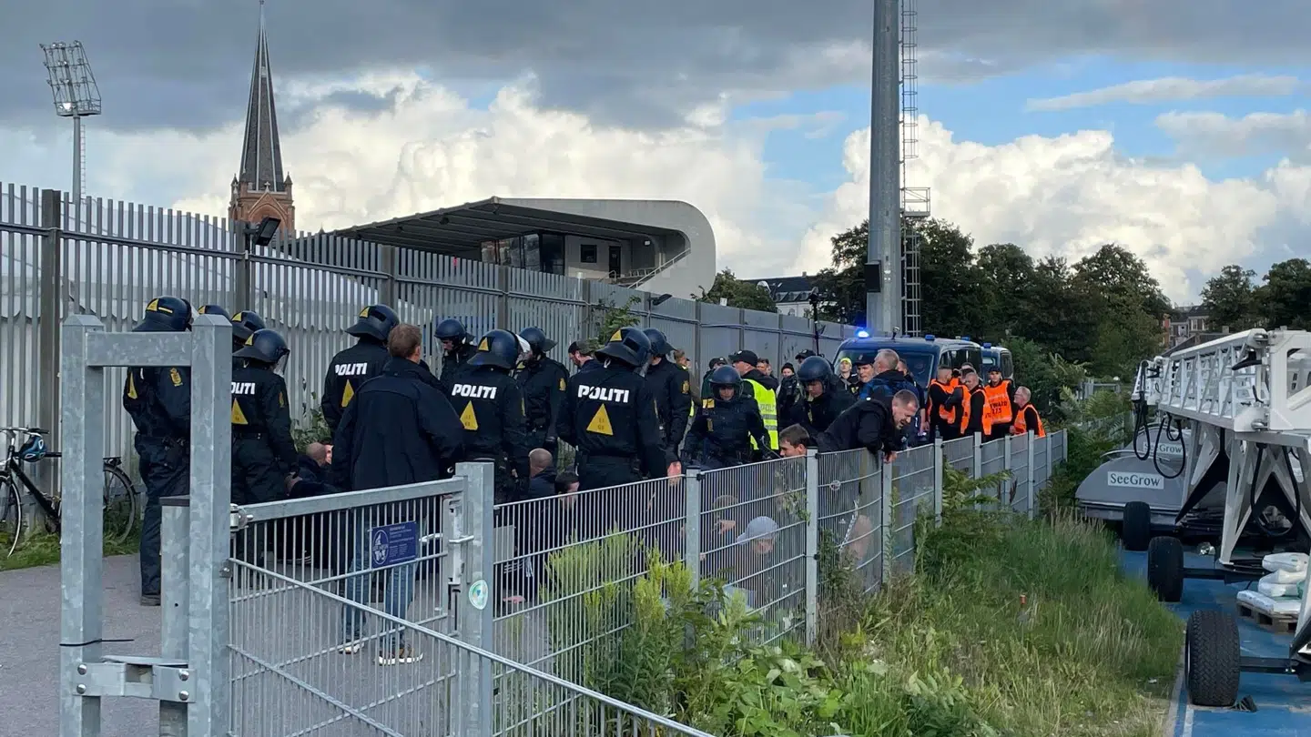 Allerede før kampen var der ballade.