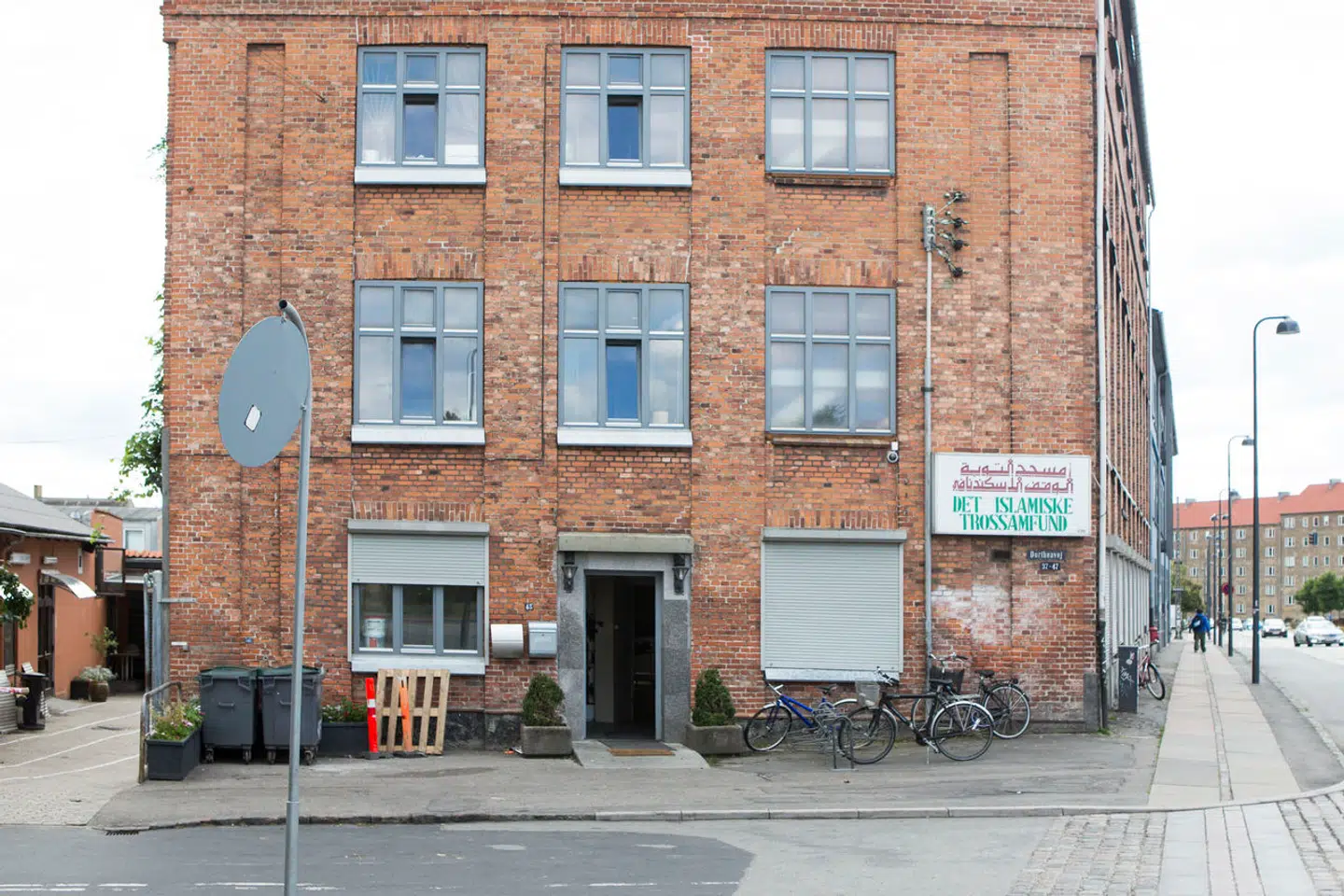 Her ses Islamisk Trossamfunds moské i den nordlige del af København.