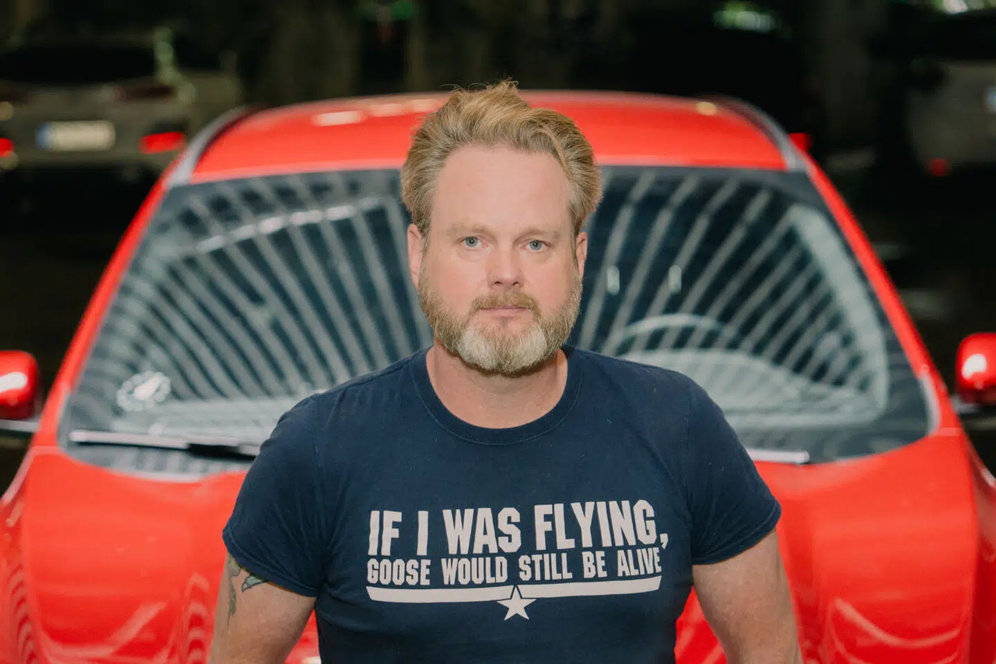 Rune Prudholm har en hybridbil, men han føler, at bilejere bliver jaget. Han er frustreret og kunne godt overveje at købe en dieselbil i trods.