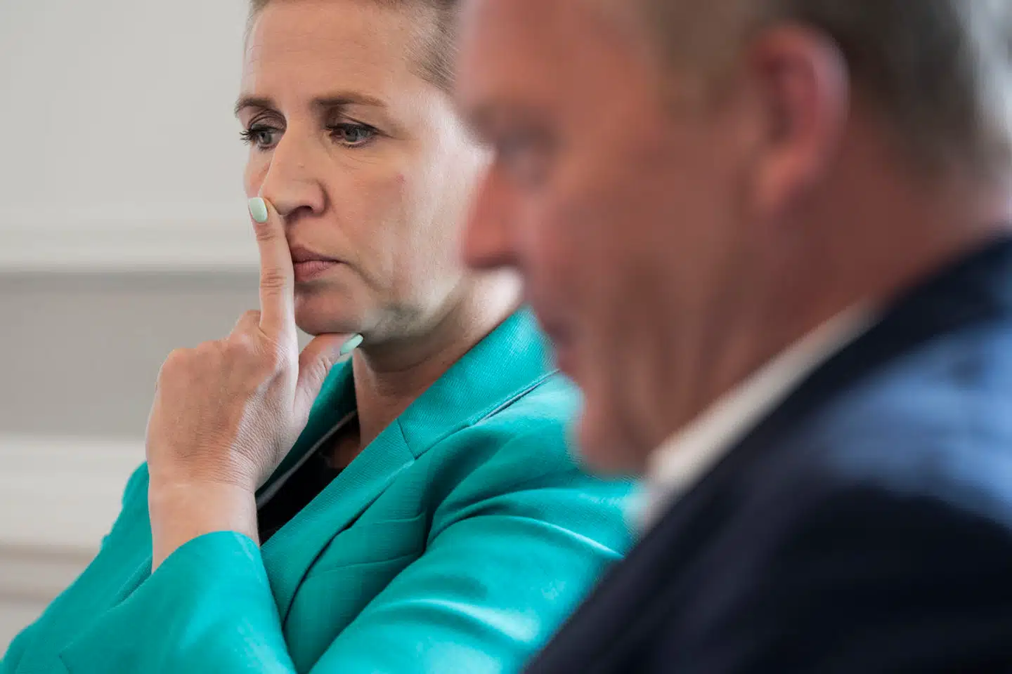 I forsommeren var der intense diskussioner om Mette Frederiksens fremtid. Nu giver hun en garanti om, at hun ikke vil forlade dansk politik.