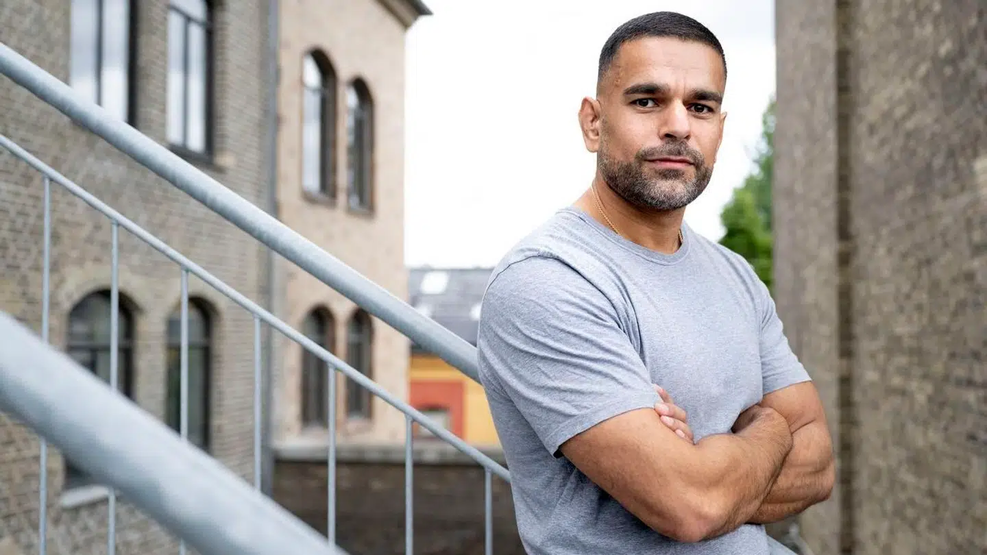 Mazdak Fabricius er en af mange straffede, der sidder med gæld til staten, de aldrig kommer til at kunne betale.