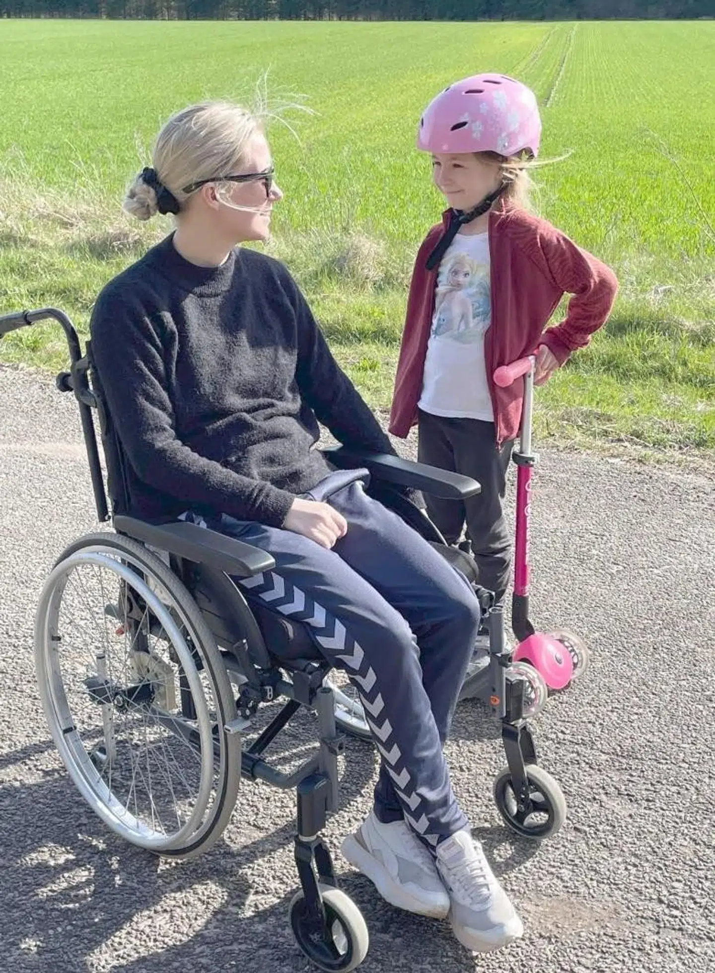 Trine Uldum Sejrup forsøger at skærme sin datter mod hendes sygdom, selvom den hvert øjeblik banker på.