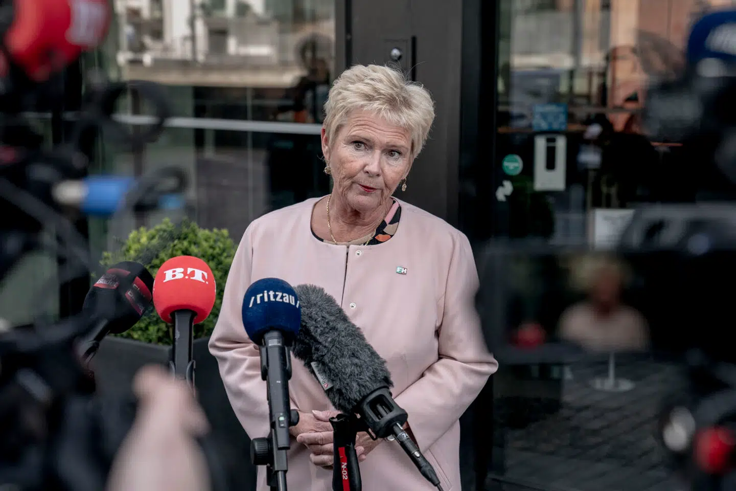 »En advokatundersøgelse er altså dybest set en rapport – et stykke rådgivning – som skal give den, der bestiller undersøgelsen, et oplyst beslutningsgrundlag at handle ud fra. Det er derfor også vigtigt, at en advokatundersøgelse ikke må sammenlignes med en dom afsagt i en retssal af en uvildig dommer,« skriver Martin Lavesen.