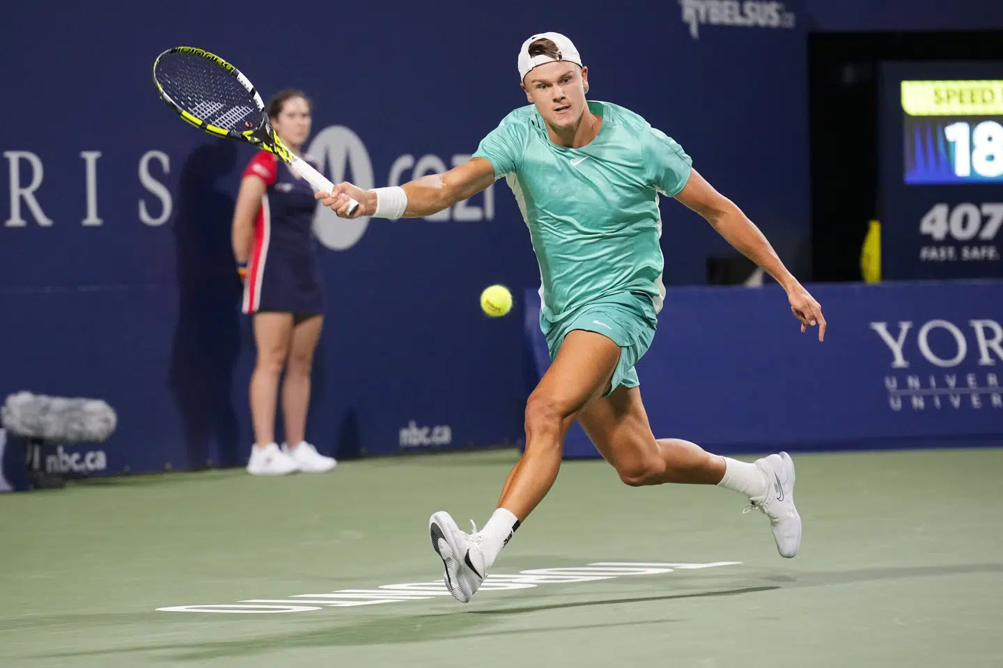 Holger Rune er færdig ved ATP-turneringen i Cincinnati, efter at han har trukket sig i andet sæt af sin første kamp. Mark Blinch/Ritzau Scanpix