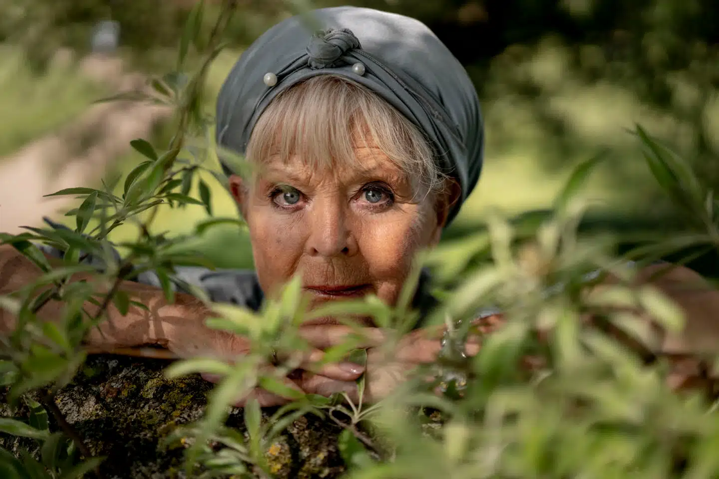 Skuespilleren Lone Hertz medvirker i Folketeatrets podcast om teaterlivet i Nørregade.