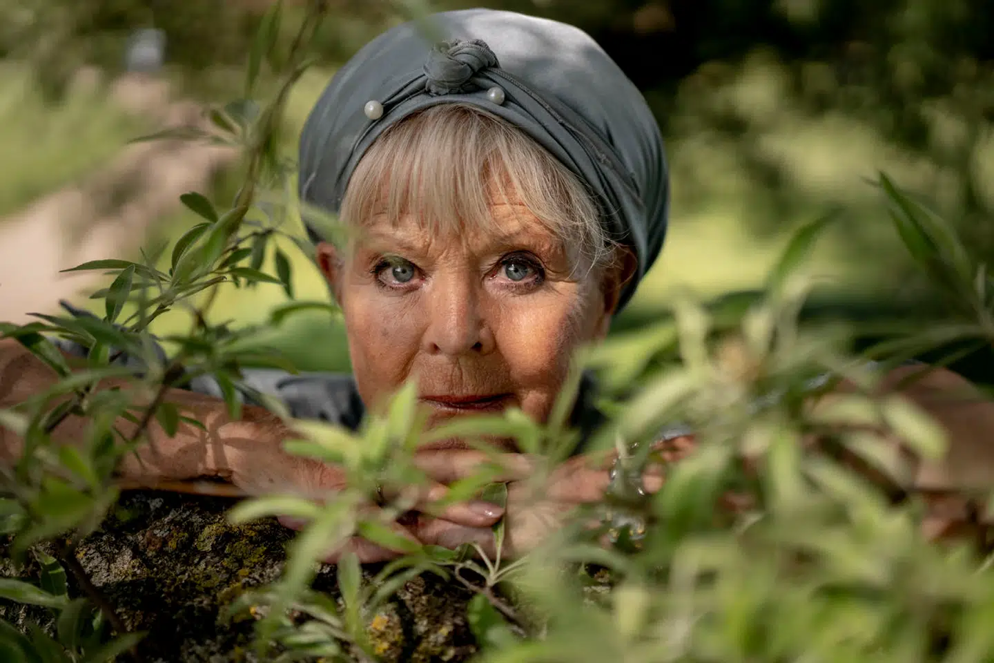 Skuespilleren Lone Hertz medvirker i Folketeatrets podcast om teaterlivet i Nørregade.