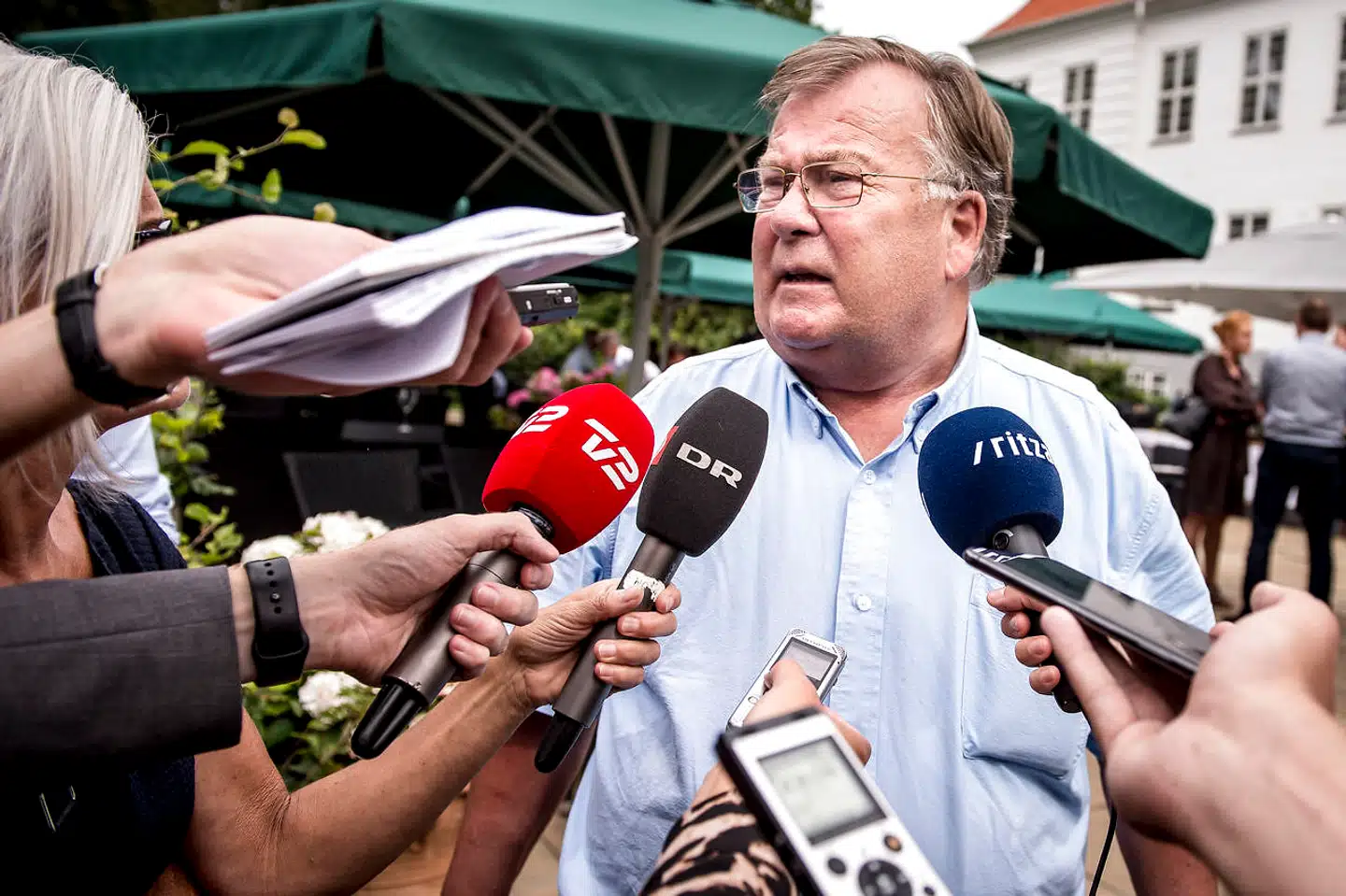 Claus Hjort Frederiksen får kritik efter endnu et angreb på Kristian Jensen.»Jeg er jo jysk repræsentant, og der bliver sjældent talt med store bogstaver, men jeg er utilfreds med Claus’ ageren,« siger formand for Venstre i Region Syddanmark.